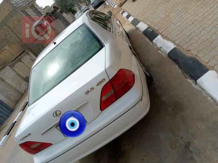 لكزس LS